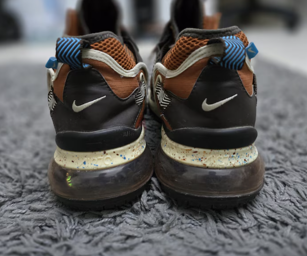 Original like new nike shoes bundle size 9us