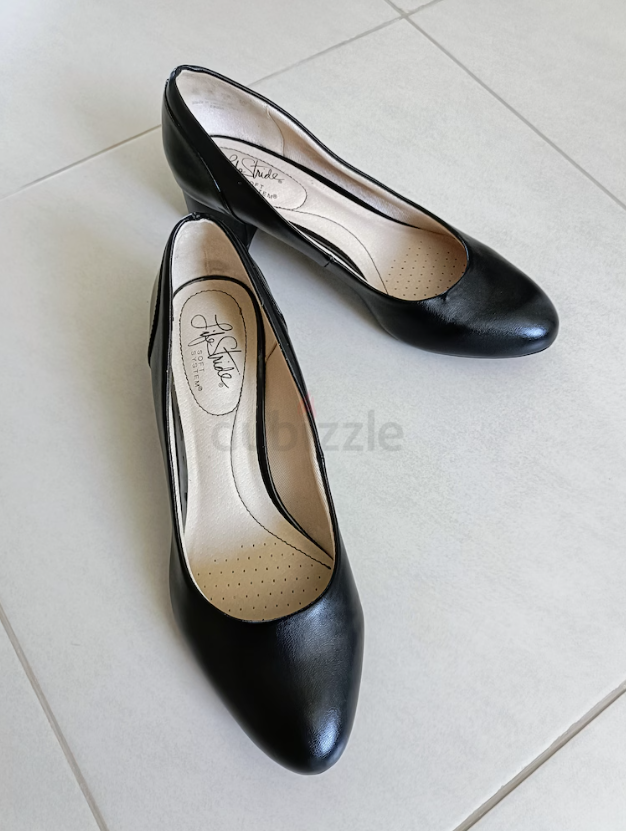 Life Stride Ladies Shoes