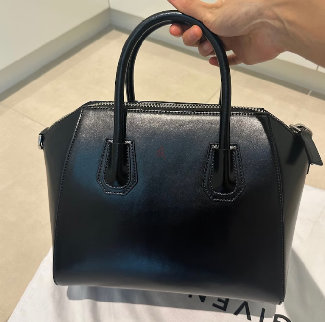 Givenchy Antigona AUTHENTIC