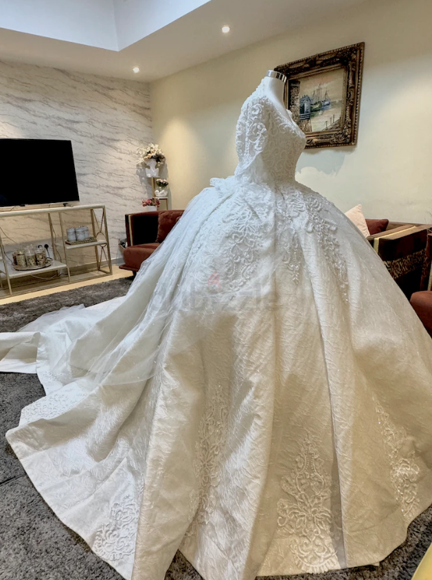Luxury wedding dress for sale