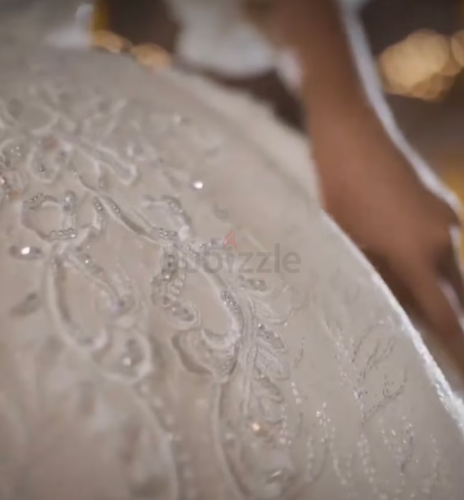 Luxury wedding dress for sale