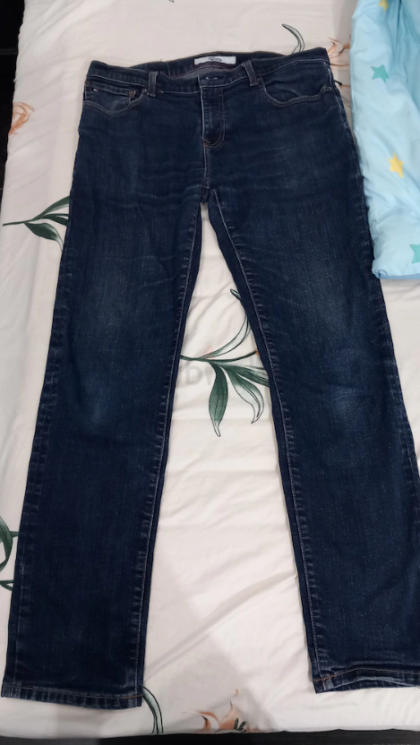 Tommy Hilfiger Dark Blue Jeans Size 34