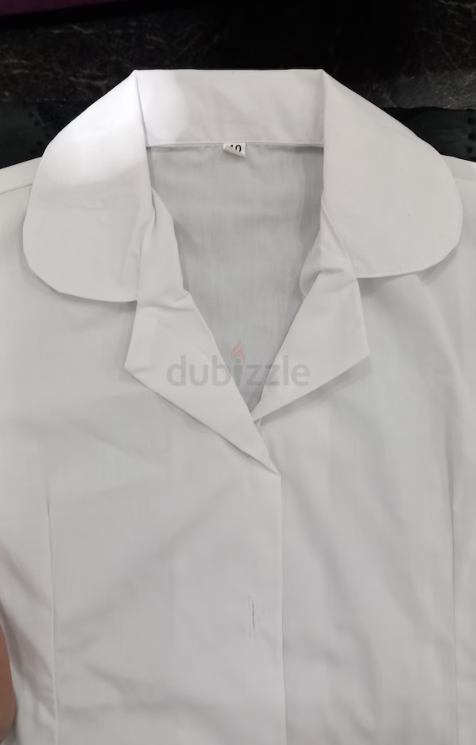 New girls white shirt with sleeves size 10 years