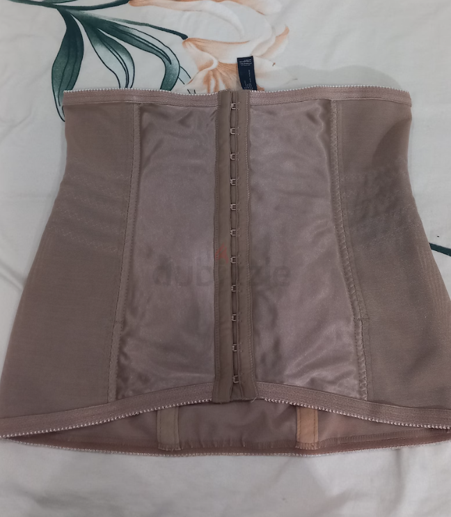 Naomi waist trainer original size large