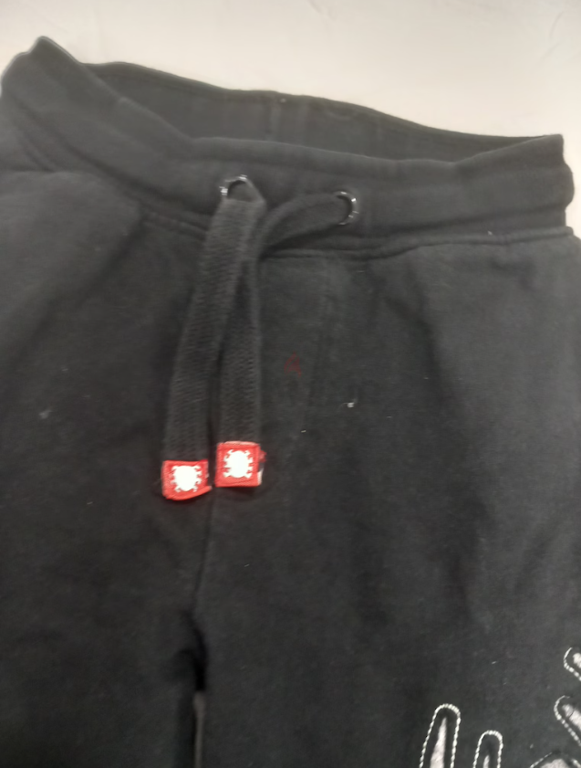 Spiderman shorts size 7 to 8 years