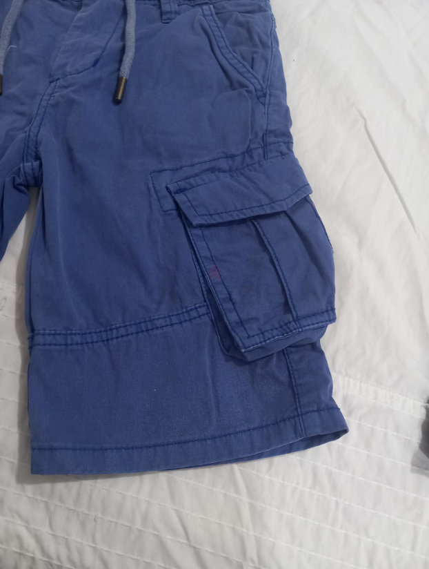Blue jeans shorts with pockets, size 8-9 years