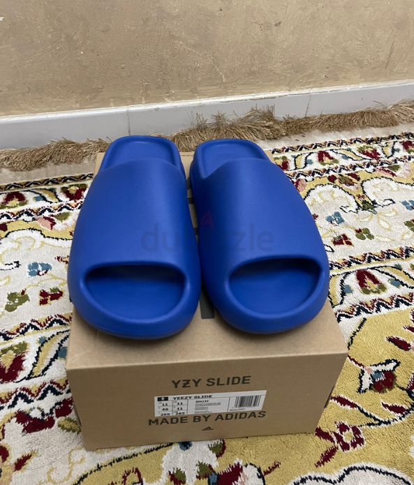 Yeezy slides Azure