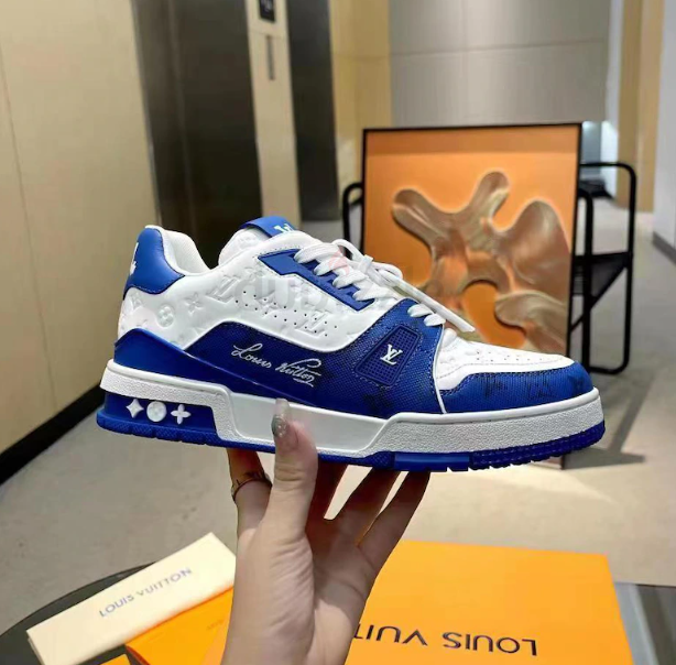 Louis Vuitton LV Trainer Unisex Street Style Plain Leather Logo Sneakers 2023 SS
