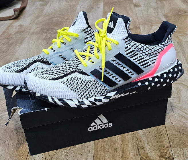 Adidas Ultra Boots 5.0 DNA pattern sports shoes