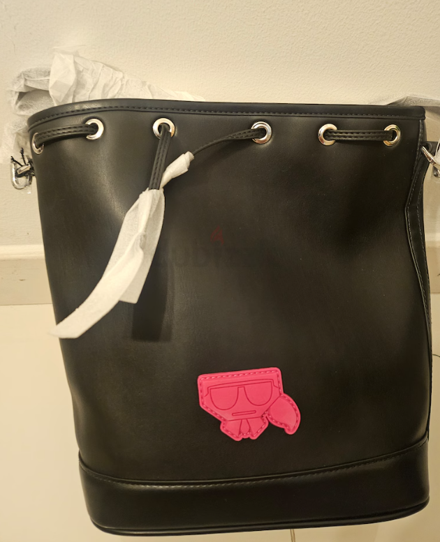 Karl Lagerfeld Leather crossbody bag Never worn Black, Leather