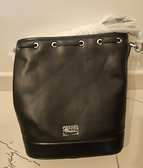 Karl Lagerfeld Leather crossbody bag Never worn Black, Leather