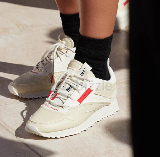 Reebok Classic * Milk / Adidas nike