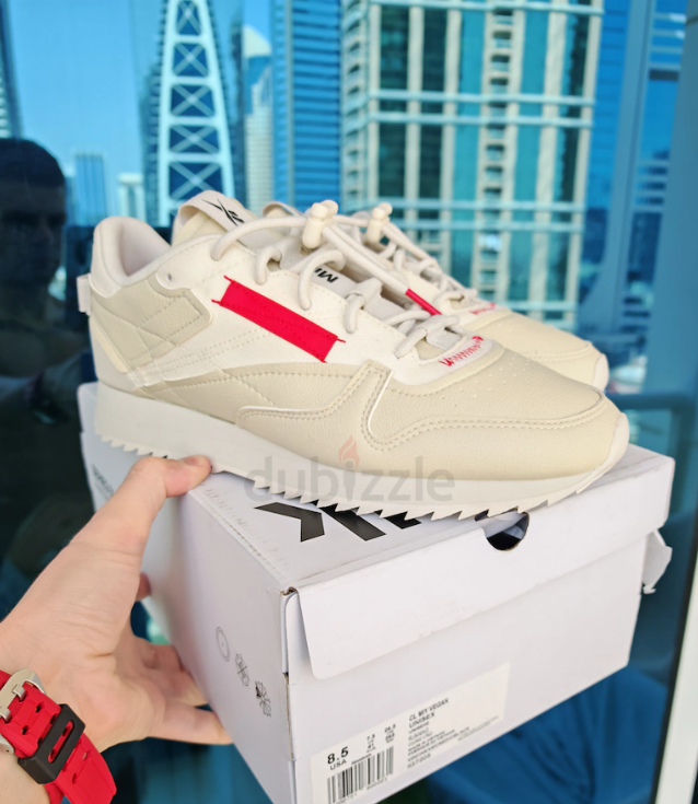 Reebok Classic * Milk / Adidas nike