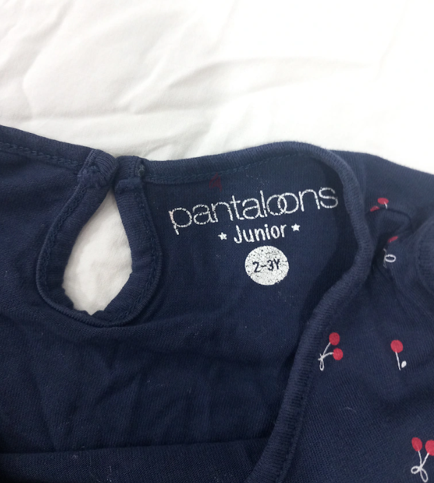 Very comfortable open shoulder baby girl t-shirt, size 2 to 3 years or more