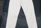 White jeans for children, size 5 to 6 years