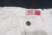 White jeans for children, size 5 to 6 years