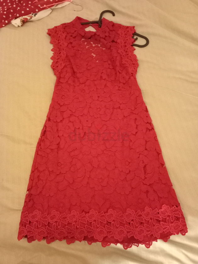 Woman dress25 dhs size small