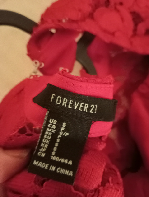 Woman dress25 dhs size small