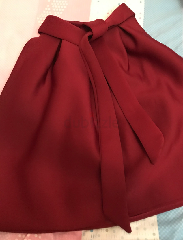 تنورة نسائية كلاسيكية