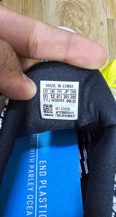 Adidas Ultra Boots 5.0 DNA pattern sports shoes