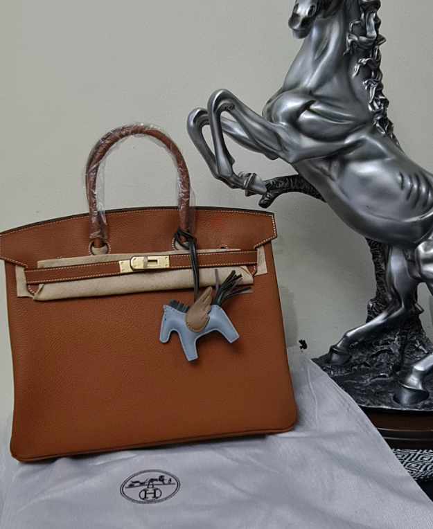 HERMES BIRKIN 35. Pure leather. New