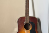 WASHBURN D12 acoustic guitar