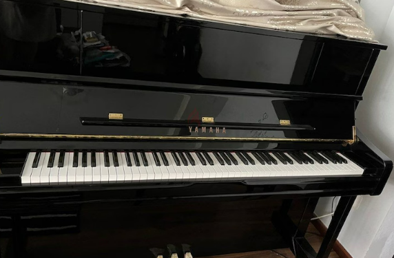 Yamaha U1 upright piano Japan made for sale. With bench