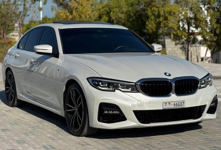 BMW 3-Series 330i Exclusive