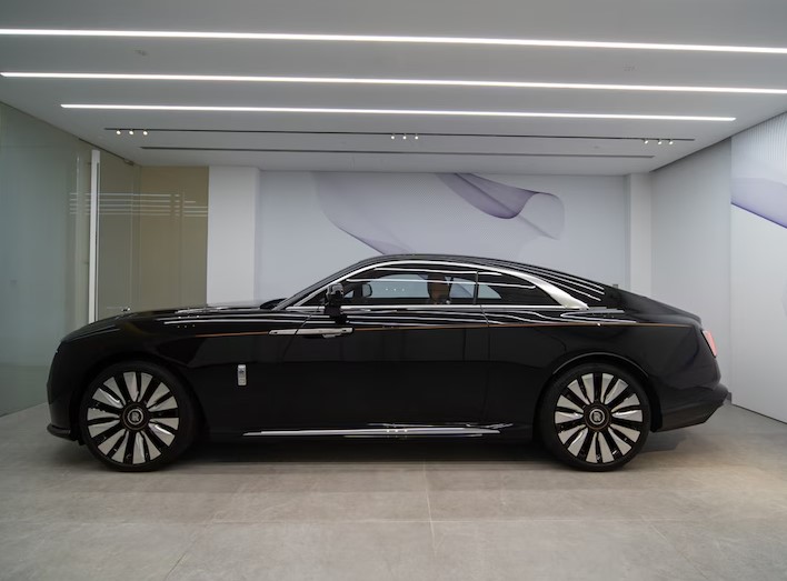 Rolls-Royce Spectre Other