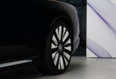 Rolls-Royce Spectre Other