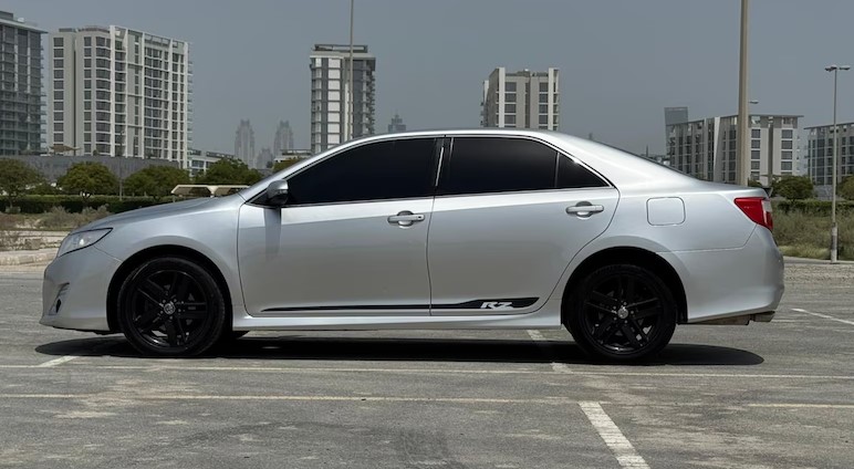 Toyota Camry Sport