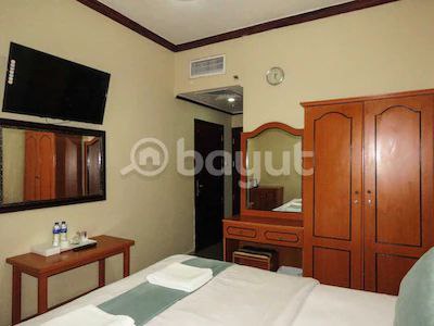 One Bedroom Hall