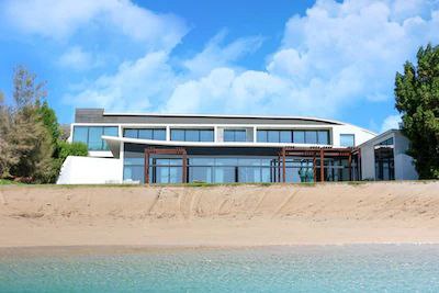 Exclusive 6-bedroom villa with stunning views of private beach