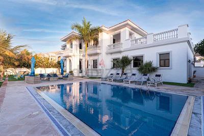 SEA VIEW | 6 BDR | PRIVATE POOL | PRIVATE BEACH | SIGNATURE VILLA