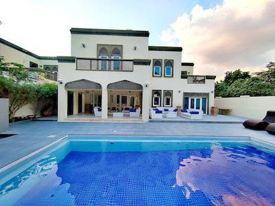 Royal Glory Pool Villa on Dubai Marina