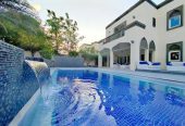 Royal Glory Pool Villa on Dubai Marina
