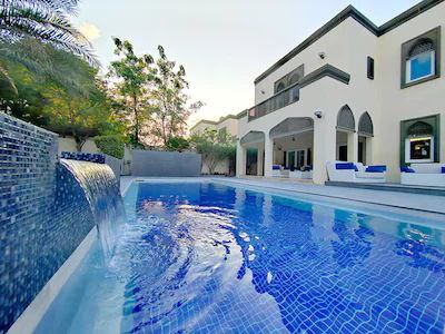 Royal Glory Pool Villa on Dubai Marina
