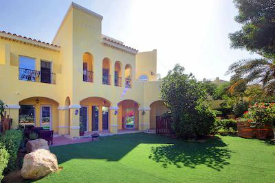 Gorgeous 2B Villa with beautiful garden