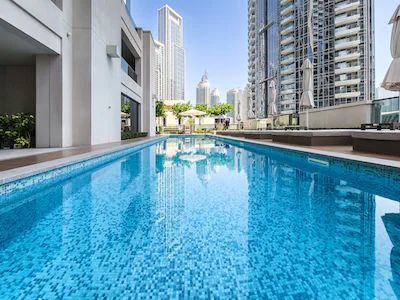 Bright 5th floor 2BD apartment near Burj Khalifa