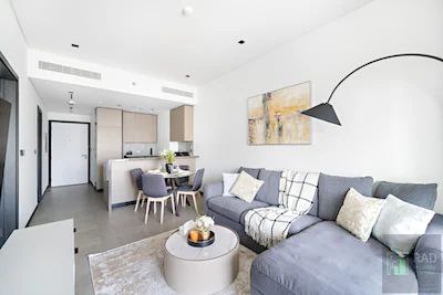 Brand New Luxury 1BR apartment in Business Bay