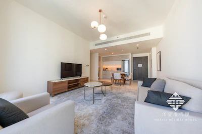 Nightly Stay at Marina Vista with Private Beach Access | No Commission