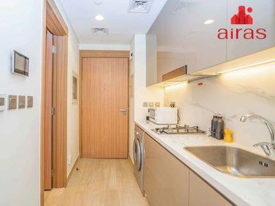 Studio Apartment with Balcony