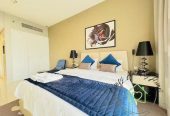 Spacious Studio – Balcony Pool Side