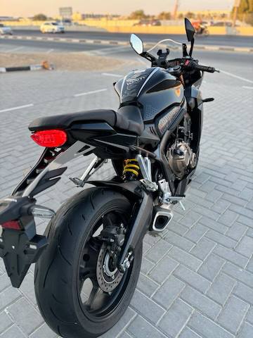 Honda cbr650 r