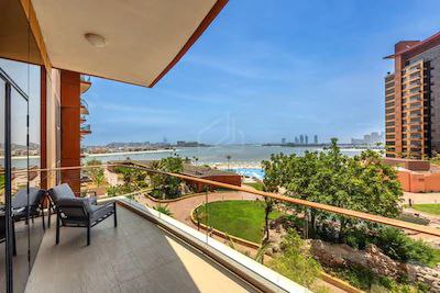 photo_5848441574256657016_x-1