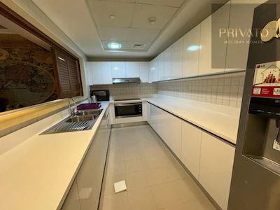 🌅 Spacious 3-Bedroom at Al Bateen, JBR – Your Perfect Beach Getaway! 🌴