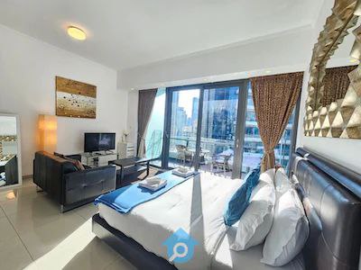 Studio Apartment with Marina View | Easy Metro Acess