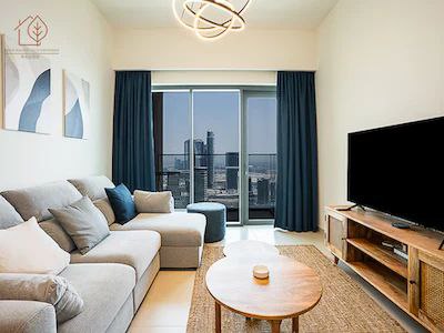 Fully Furnished | High Floor 1-Bedroom | City Views