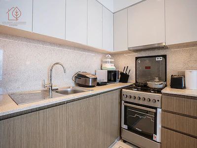 Fully Furnished | High Floor 1-Bedroom | City Views