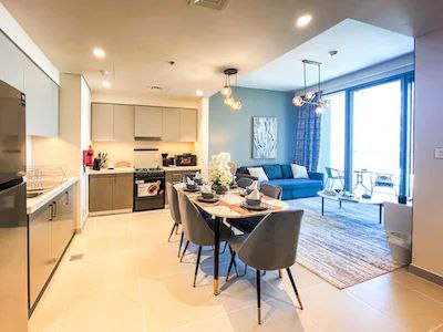 Modern 2 Bedroom Apartment with City Views